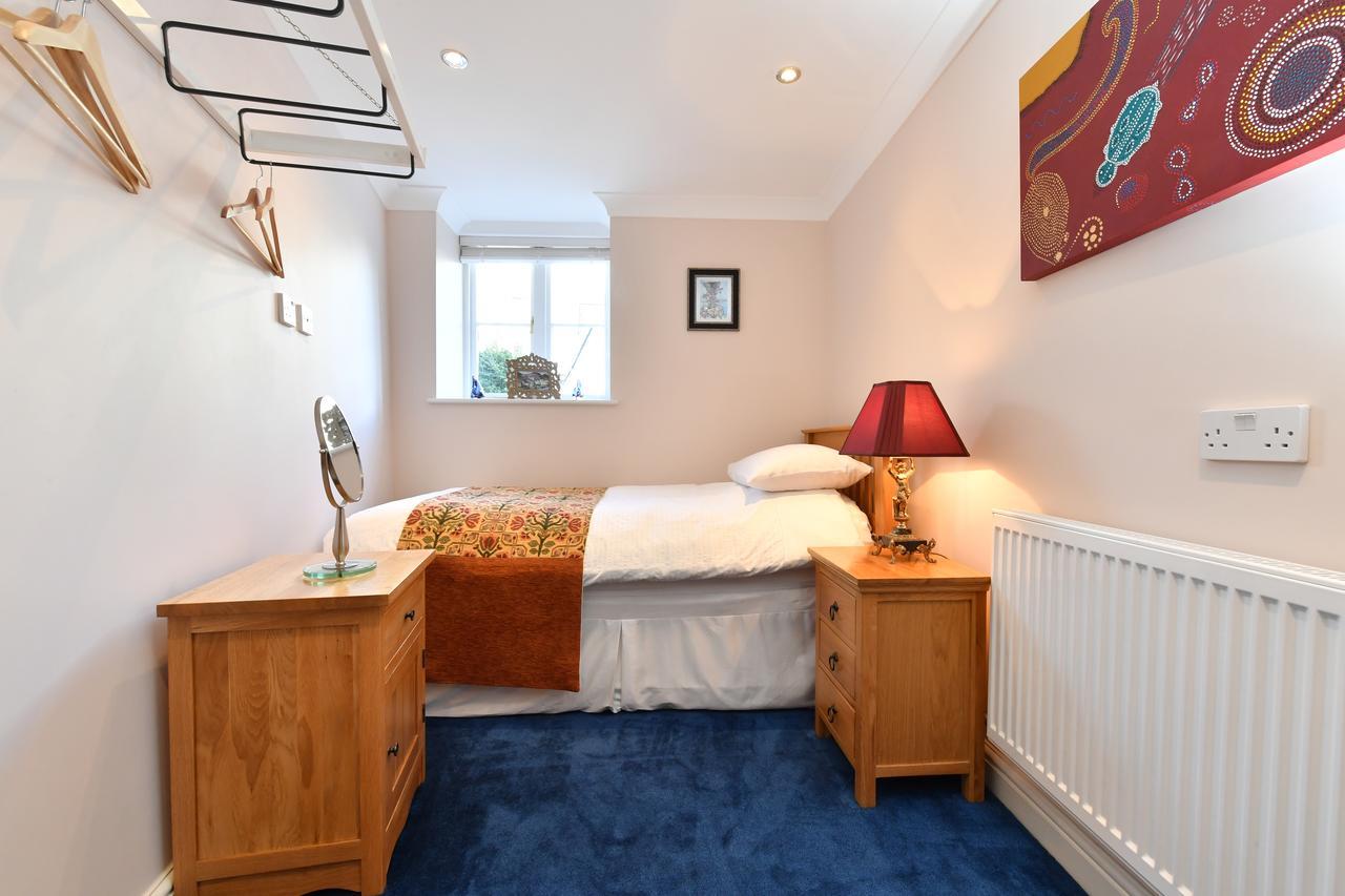 Heritage Bed And Breakfast Calne Exteriér fotografie